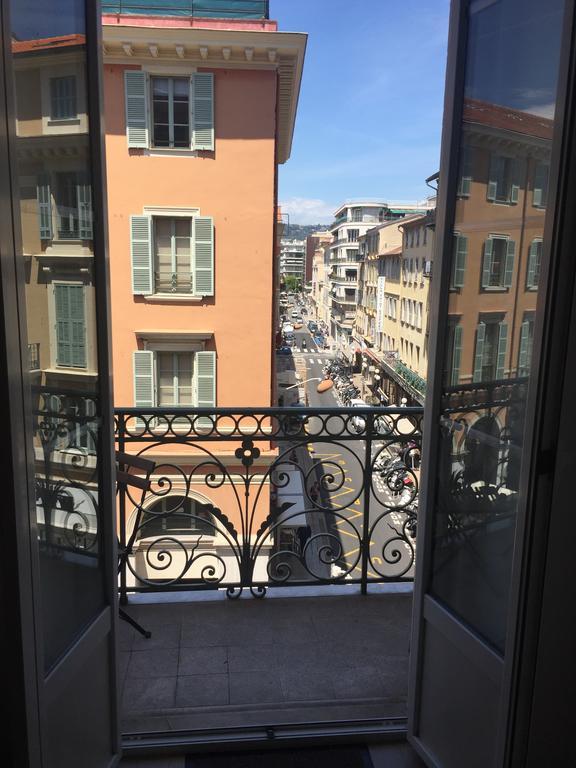 2 Bedrooms Appartement In Central Location On The Famous Place Massena Nizza Kültér fotó