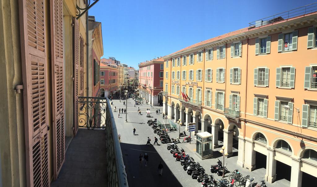 2 Bedrooms Appartement In Central Location On The Famous Place Massena Nizza Kültér fotó