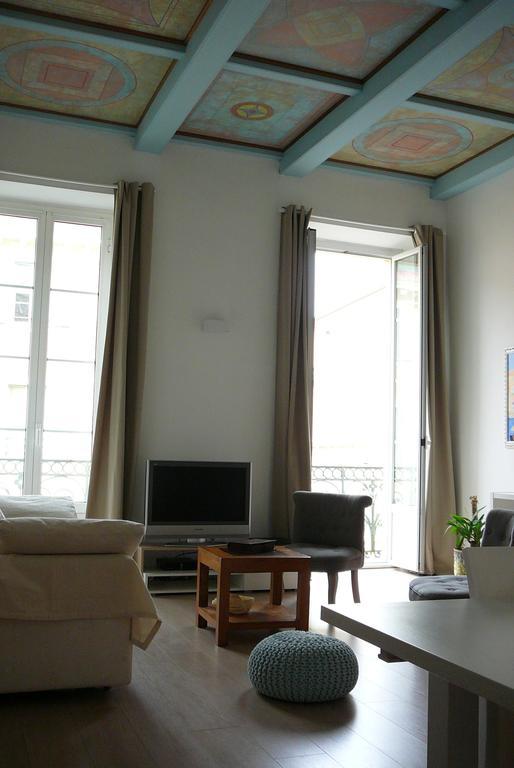 2 Bedrooms Appartement In Central Location On The Famous Place Massena Nizza Kültér fotó