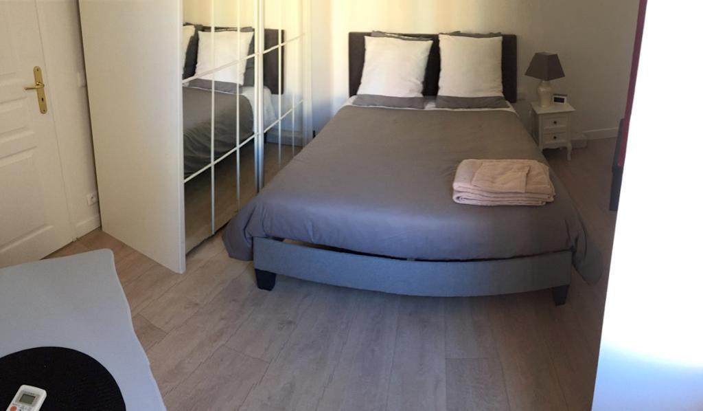 2 Bedrooms Appartement In Central Location On The Famous Place Massena Nizza Kültér fotó